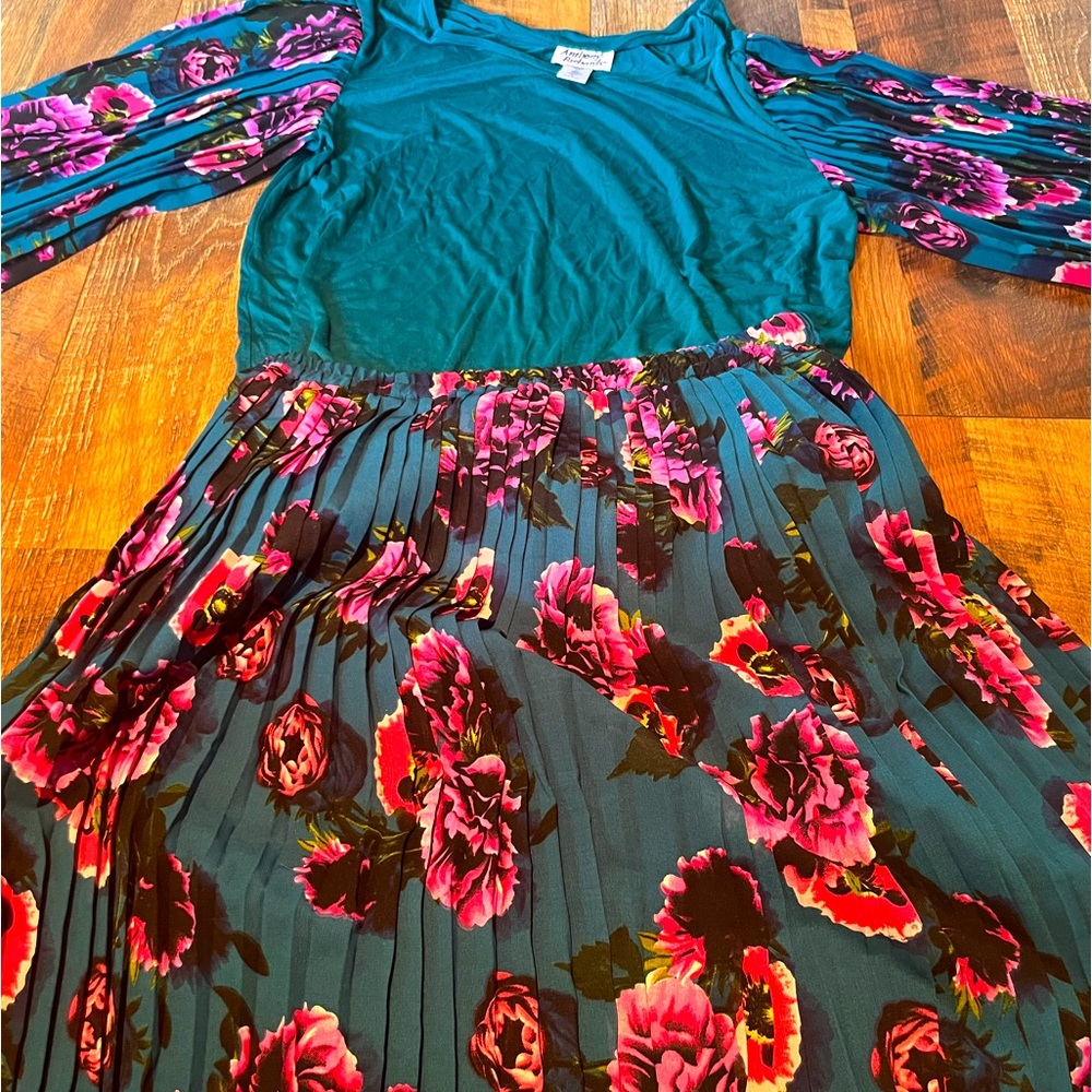 Anthony Richards two piece skirt set